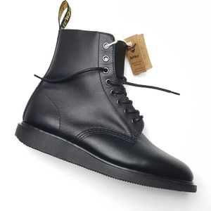 Nwt Dr Martens Whiton 8eye Boot 